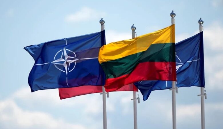 Kοινό ανακοινωθέν της Συνόδου Κορυφής του ΝΑΤΟ: Ανυπομονούμε να καλωσορίσουμε τη Σουηδία ως πλήρες μέλος της Συμμαχίας