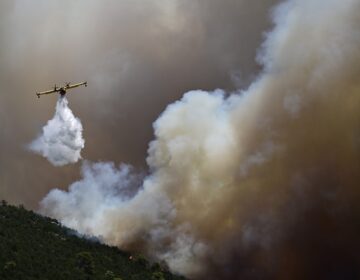 Πολύ υψηλός ο κίνδυνος πυρκαγιάς την Τετάρτη σε Αττική, Κορινθία, Βοιωτία, Φθιώτιδα, Φωκίδα, Λάρισα και Μαγνησία