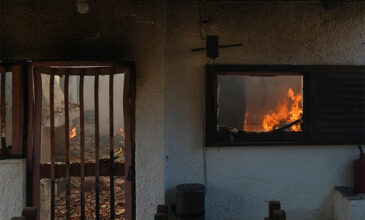 Φωτιά στο Λουτράκι: Οι πυρόπληκτοι φιλοξενούνται σε ξενοδοχεία