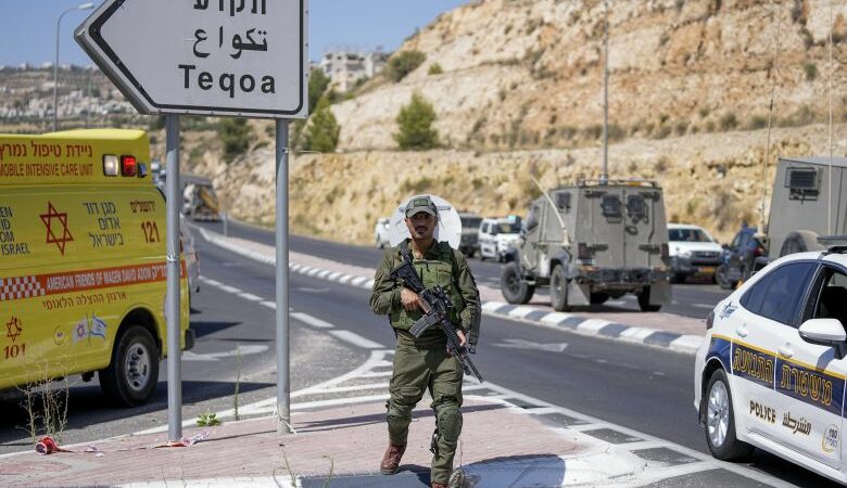 Πόλεμος Ισραήλ – Χαμάς: Αυτοκίνητο έπεσε σε σημείο ελέγχου στη Δυτική Όχθη – Δυο Ισραηλινοί στρατιώτες τραυματίστηκαν