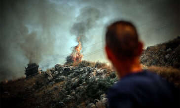 Πολύ υψηλός κίνδυνος για φωτιά αύριο, Κυριακή σε αρκετές περιοχές της Ελλάδας