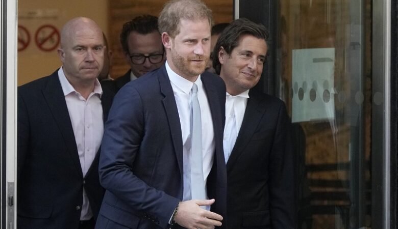 Βρετανία: Σε νέα δίκη εναντίον της ταμπλόιντ εφημερίδας «The Sun» ο πρίγκιπας Χάρι