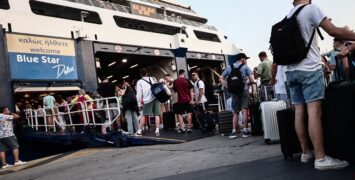 Έως 50% εκπτώσεις σε ακτοπλοϊκά και 30% σε αεροπορικά εισιτήρια για αναπληρωτές εκπαιδευτικούς