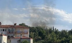 Φωτιά σε έκταση με ξερά χόρτα στις παρυφές της Κοζάνης