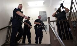 ΗΠΑ: Συναγερμός στο Καπιτώλιο ύστερα από αναφορές για «ένοπλο» σε κτίριο της Γερουσίας