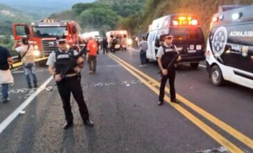 Τραγωδία στο Μεξικό: 18 νεκροί σε τροχαίο στο οποίο ενεπλάκη λεωφορείο που μετέφερε μετανάστες