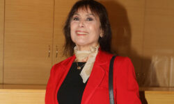 Σοβαρό ατύχημα για την τραγουδίστρια Λιζέτα Νικολάου – Έπεσε από τις σκάλες