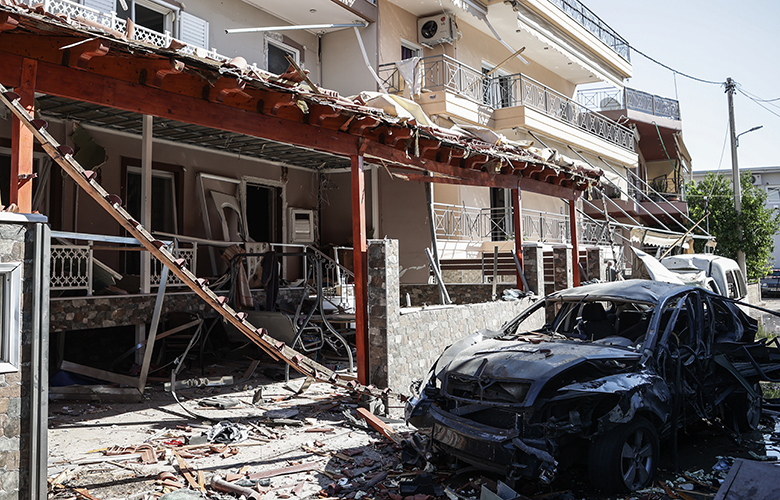 Ισχυρή έκρηξη στον Ασπρόπυργο: Ζημιές σε 11 σπίτια, έναν επαγγελματικό χώρο και 10 αυτοκίνητα