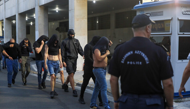 Βόλος: Δρακόντεια μέτρα στις φυλακές για 7 Κροάτες – Απομονωμένοι από τους ανήλικους μετανάστες