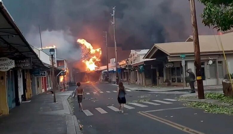 «Κόλαση» στη Χαβάη από τις φωτιές – Δεκάδες νεκροί και χάος