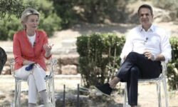 Στα Χανιά η Ούρσουλα φον ντερ Λάιεν προσκεκλημένη του Κυριάκου Μητσοτάκη