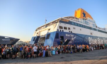 Κορυφώνεται η κίνηση στα λιμάνια της Αττικής ενόψει του Δεκαπενταύγουστου