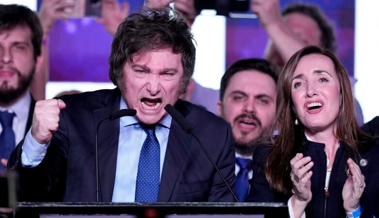 Αργεντινή: Τρομάζει η άνοδος του ακροδεξιού υποψηφίου για τις προεδρικές εκλογές