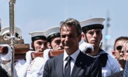 Μητσοτάκης από Τήνο: «Η χώρα μας έχει κάθε δικαίωμα να ατενίζει το μέλλον με αισιοδοξία και ελπίδα»