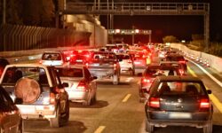 Κοινή ανακοίνωση ΕΛ.ΑΣ.-Πυροσβεστικής για τη φωτιά στο βυτιοφόρο: Ενεργήσαμε με μοναδικό γνώμονα την ασφάλεια