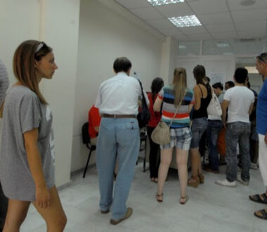 Στους 795.588 οι εγγεγραμμένοι άνεργοι τον Ιούλιο