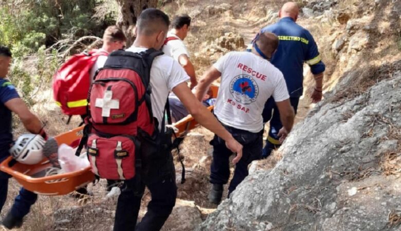 Σάμος: Τραυματισμένη τουρίστρια κάλεσε τον διεθνή αριθμό 112 για βοήθεια – Επιχείρηση της Πυροσβεστικής