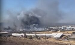 Φωτιά στον Ασπρόπυργο: Σε εξέλιξη τρία πύρινα μέτωπα – Μήνυμα του 112 για τους οικισμούς Ποντίων και Βέρας
