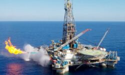 Η Αίγυπτος ανακοίνωσε την ανακάλυψη νέου κοιτάσματος πετρελαίου στον Κόλπο του Σουέζ