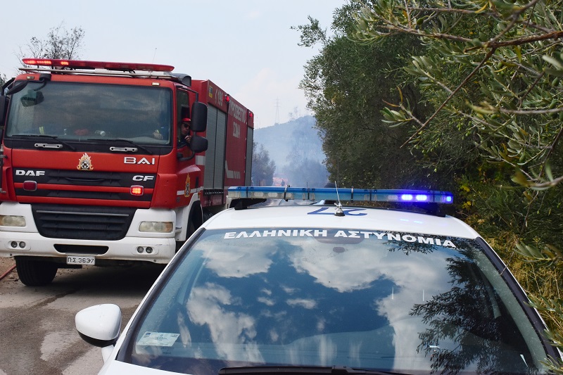 Φωτιά στην Πάρνηθα: Ποιοι δρόμοι είναι κλειστοί στην Αττική