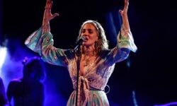 Νατάσα Μποφίλιου: Αναγκάστηκε να διακόψει συναυλία – «Δεν έχει ξανασυμβεί ποτέ αυτό»