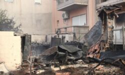 Υπουργείο Εργασίας: Τα μέτρα για τους πολίτες και τις επιχειρήσεις που επλήγησαν από τις πυρκαγιές