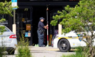 ΗΠΑ – Δολοφονία τριών Αφροαμερικανών στο Τζάκσονβιλ: Ο δράστης είχε νόμιμα αγορασμένα όπλα και καθαρό ποινικό μητρώο