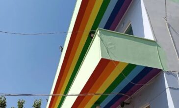 Κόρινθος: Η απάντηση του αντιδημάρχου που πρότεινε να βαφτεί σχολείο στα χρώματα που παραπέμπουν στη σημαία των ΛΟΑΤΚΙ