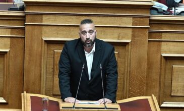 Ραγδαίες εξελίξεις στους «Σπαρτιάτες»: Ανεξαρτητοποιήθηκε ο βουλευτής Γιώργος Μανούσος