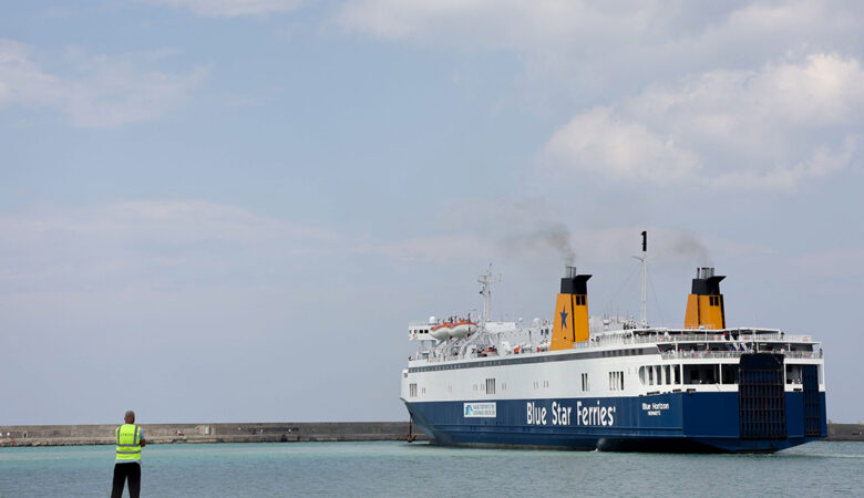 Βασίλης Κορκίδης: Θλίψη για την τραγωδία στο λιμάνι του Πειραιά