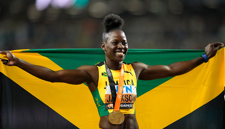 Η Σερίκα Τζάκσον βάζει στόχο το παγκόσμιο ρεκόρ στα 200 μέτρα γυναικών