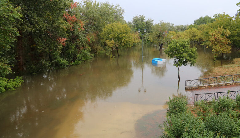 Πώς φαίνονται οι πλημμυρισμένες περιοχές της Θεσσαλίας από δορυφόρο –  Έχουν πνιγεί τα Τρίκαλα και η Καρδίτσα
