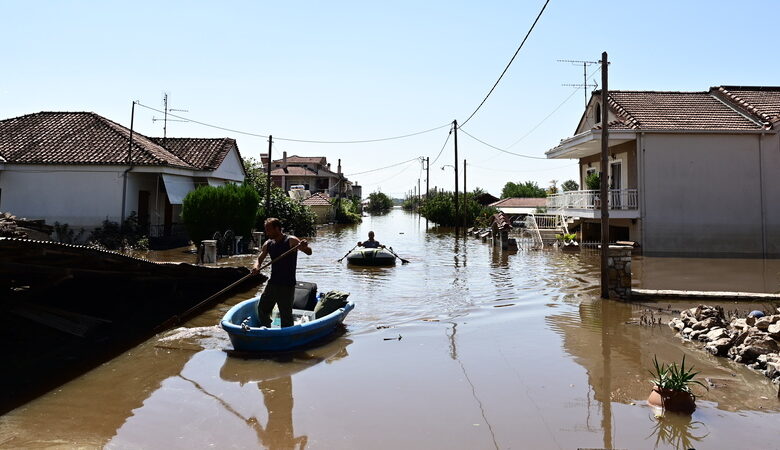 Πραγματοποιήθηκε η 6η καταβολή πρώτης αρωγής για τις πλημμύρες σε Θεσσαλία και Στερεά Ελλάδα