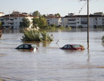 Πώς έχει κατανεμηθεί η πρώτη αρωγή προς τους πλημμυροπαθείς ανά Περιφερειακή Ενότητα