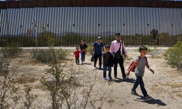 Οι ΗΠΑ θα επεκτείνουν το τείχος στα σύνορα με το Μεξικό