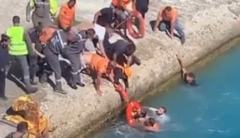 Τήνος: Γυναίκα έπεσε στη θάλασσα κατά την επιβίβασή της στο πλοίο