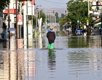 Εξάμηνη αναστολή πλειστηριασμών για τους πληγέντες από τις φυσικές καταστροφές στη Θεσσαλία