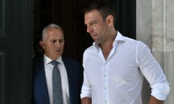 Ο Ευάγγελος Αποστολάκης προαναγγέλει την αποχώρησή του από τον ΣΥΡΙΖΑ – «Περιμένω να ακούσω τον Αλέξη Τσίπρα»