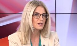 Δώρα Αυγέρη: Το «όχι» της ΝΔ στην προανακριτική για το έγκλημα των Τεμπών αποδεικνύει ότι η κυβέρνηση φοβάται την αλήθεια
