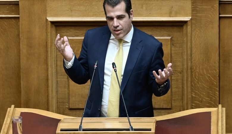 Πλεύρης: «Ο κ. Κασσελάκης ήρθε στη Βουλή, λειτούργησε ως χειροκροτητής και απήλθε»