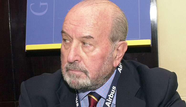 Πέθανε ο πρώτος διευθυντής της Επιτροπή Διερεύνησης Ατυχημάτων και Ασφάλειας Πτήσεων, Ακριβός Τσολάκης