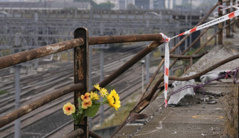Τραγωδία με πτώση λεωφορείου από γέφυρα στη Βενετία: «Το κιγκλίδωμα ήταν παλιό και σκουριασμένο», λένε οι ειδικοί
