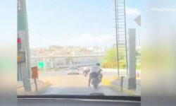 Μπάρα στην Αττική Οδό χτύπησε αναβάτη μηχανής που πήγε να περάσει χωρίς να πληρώσει