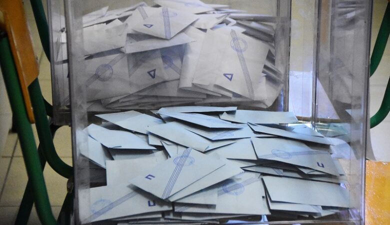 Αυτοδιοικητικές εκλογές: Έκλεισαν οι κάλπες – Στις 22:00 τα πρώτα ασφαλή αποτελέσματα