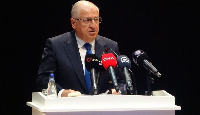 Προκλήσεις από τον Τούρκο υπουργό Άμυνας: «Προστατεύουμε τα δικαιώματα μας στη Γαλάζια και των Αιθέρων Πατρίδα μας»