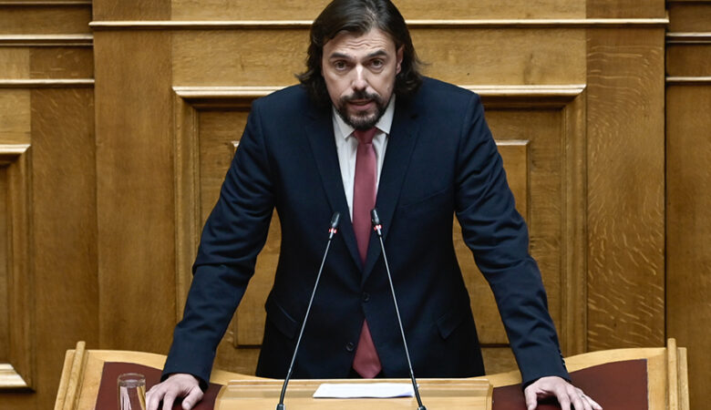 Κατατέθηκε στη Βουλή η επιστολή ανεξαρτητοποίησης του Πέτρου Παππά από τον ΣΥΡΙΖΑ