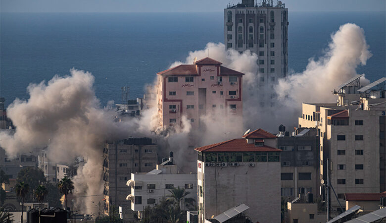 Η Μέση Ανατολή φλέγεται: Ο Ερυθρός Σταυρός εκφράζει ανησυχία για τους αμάχους στη Γάζα – Σε επαφή με τη Χαμάς για την απελευθέρωση των ομήρων
