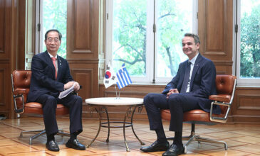 Μητσοτάκης στον Κορεάτη ομόλογό του: «Ευκαιρία περαιτέρω ενίσχυσης των οικονομικών μας δεσμών»