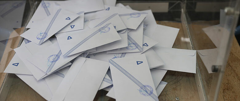 Δημοσκόπηση Interview: Μικρή άνοδος για ΝΔ, ξανά δεύτερο το ΠΑΣΟΚ