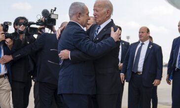 Πόλεμος στη Μέση Ανατολή: Ο Μπάιντεν τόνισε ότι θα συνεργασθεί με το Ισραήλ για την αποφυγή «περαιτέρω τραγωδίας»